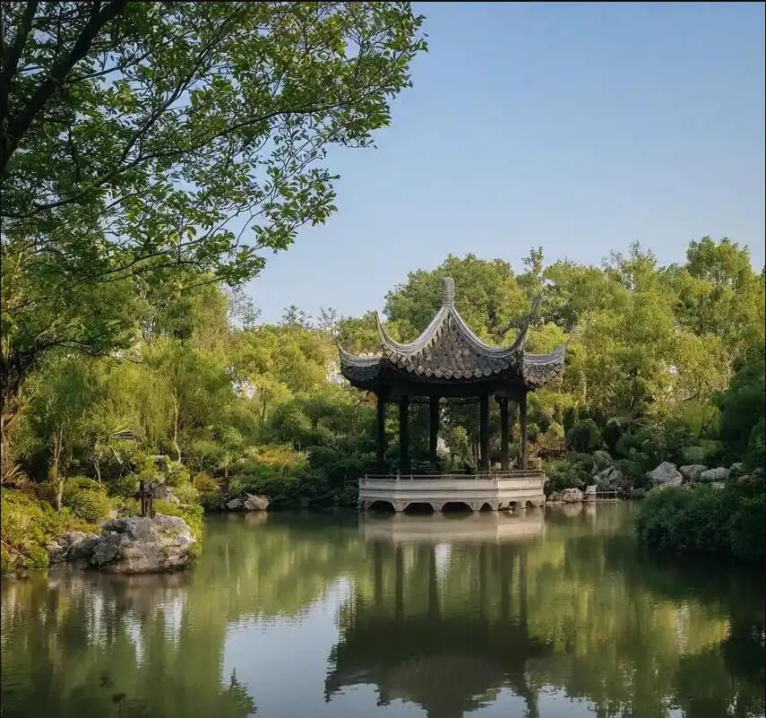 中山三角洒脱餐饮有限公司